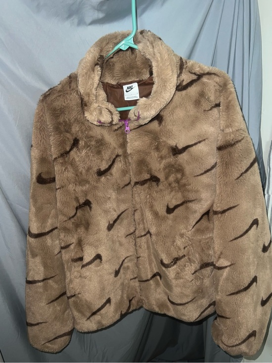 Nike Jackets & Blazers - Nike Women's Sportswear AOP Faux Fur Jacket